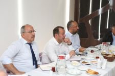 BAŞKAN ÖZCAN MUHTARLARLA BULUŞTU