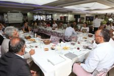 BAŞKAN ÖZCAN MUHTARLARLA BULUŞTU