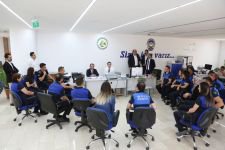 BAŞKAN ÖZCAN PERSONELLE BAYRAMLAŞTI