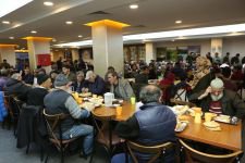 BAŞKAN ÖZCAN VATANDAŞLARLA İFTAR YAPTI