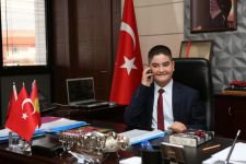 BAŞKAN ÖZCAN'DAN 23 NİSAN JESTİ