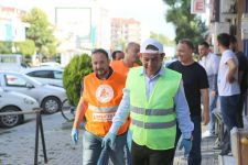 BAŞKAN PERSONELİYLE OYUN OYNADI