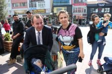 BAŞKAN TANJU ÖZCAN'A SEVGİ SELİ