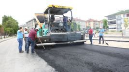 BELEDİYEDE ASFALT HAREKATI