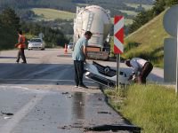 OTOMOBİLLE TIR ÇARPIŞTI