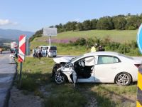 OTOMOBİLLE TIR ÇARPIŞTI