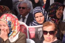 DOLU DOLU BİR GAZETE