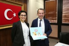 ECZACILARDAN ÖZCAN'A ZİYARET