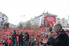 ERDOĞAN'IN MİTİNGİNDEN RENKLİ GÖRÜNTÜLER