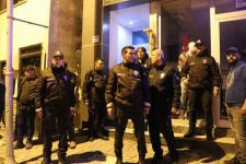 ESKİ SEVGİLİSİNİN EVİNİ BASTI