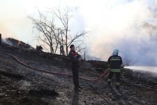 FECİ YANGINDA KÜLE DÖNDÜ