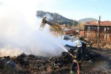 FECİ YANGINDA KÜLE DÖNDÜ