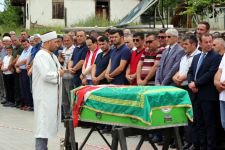 GENÇ KIZ SON YOLCULUĞA UĞURLANDI