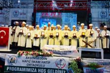 HAFIZLARA BİSİKLET HEDİYE EDİLDİ