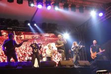 HALUK LEVENT BİNLERCE KİŞİYİ COŞTURDU