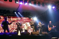 HALUK LEVENT BİNLERCE KİŞİYİ COŞTURDU