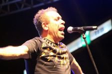 HALUK LEVENT BİNLERCE KİŞİYİ COŞTURDU