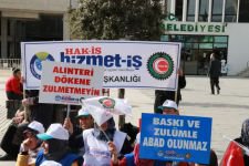 İŞÇİLER OTURMA EYLEMİNİN İKİNCİ GÜNÜNDE