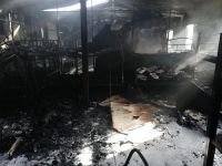 İŞÇİLERİN KALDIĞI KONTEYNER YANDI !