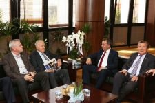 BAŞKAN ÖZCAN'A EN ANLAMLI ZİYARET