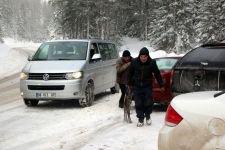 KAR KÖYLÜLERİN EKMEK KAPISI...