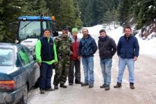 KAR KÖYLÜLERİN EKMEK KAPISI...