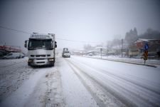 KAR YAĞIŞI ETKİLİ OLUYOR..