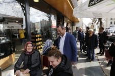 KENT MEYDANI'NDA ÖZCAN RÜZGARI