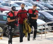 KİMLİĞİNİ GÖSTERMEDİ AMA..