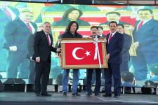 KÖROĞLU PARKI'NA GÖRKEMLİ AÇILIŞ