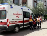 MİNİK ELİNİ KOŞU BANDINA KAPTIRDI