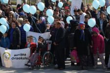 OTİZM FARKINDALIK YÜRÜYÜŞÜ DÜZENLENDİ