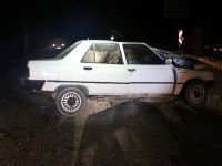 OTOMOBİL 2 KİŞİYE MEZAR OLDU