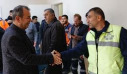 ÖZCAN İŞÇİLERLE BİR ARAYA GELDİ