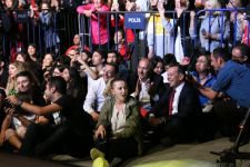 PROTOKOLSÜZ KONSER
