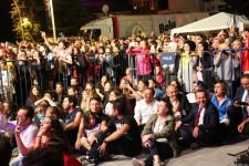 PROTOKOLSÜZ KONSER