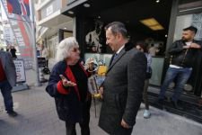 TANJU ÖZCAN ESNAFTAN BÜYÜK İLGİ GÖRDÜ