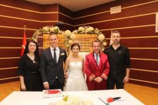 TANJU ÖZCAN İLK NİKANI KIYDI