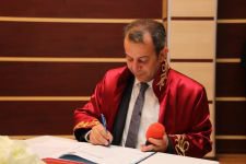 TANJU ÖZCAN İLK NİKANI KIYDI