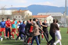 TEKME VE YUMRUKLAR HAVADA UÇUŞTU