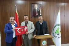 "TÜRKİYE ÖZCAN'DAN GÜZEL PROJELER DUYACAK"