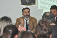 USTA GAZETECİLER ÖĞRENCİLERLE BULUŞTU