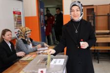 VALİ AHMET ÜMİT OYUNU KULLANDI