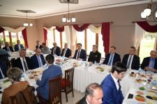 VALİ ÜMİT MÜDÜRLERLE BİR ARAYA GELDİ