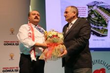 YILMAZ VE METİN EL ELE