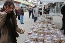 10 BİN KİŞİLİK LOKMA DAĞITILDI