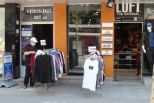 MAĞAZALARA HÜCUM ETTİLER