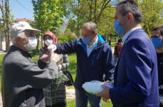 ANNELER GÜNÜNÜ KUTLADILAR