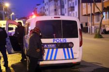 BABASININ ARACINI YAKMAYA KALKTI