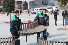 BANK VE OTURAKLAR KALDIRILDI